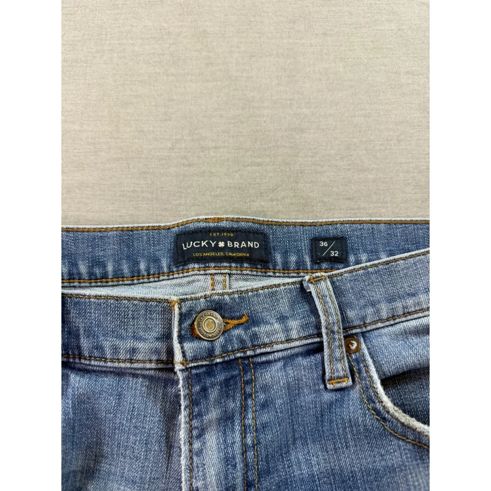 Lucky Brand 221 Straight Jeans Mens 36x32 Blue Good Medium Wash Denim - Picture 6 of 9